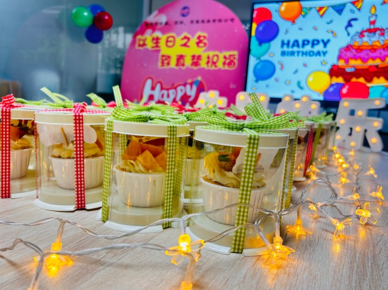 四月生日會丨春風(fēng)送暖，歡樂慶生(圖2)